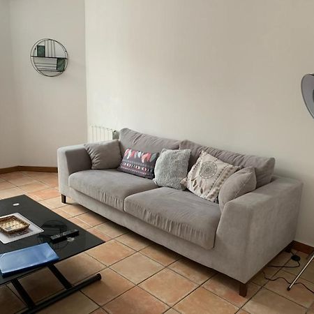 Appartement Avec Terrasse Gien Εξωτερικό φωτογραφία
