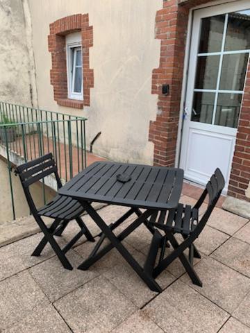 Appartement Avec Terrasse Gien Εξωτερικό φωτογραφία